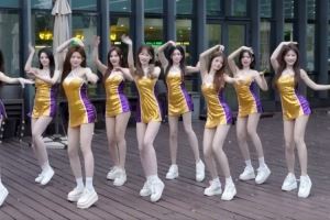 浙江啦啦队晒视频:这么热门的舞蹈 我们也必须来一个呀!
