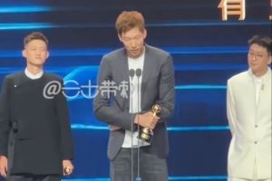 周琦:非常高兴来到北京 将全力以赴为北京带来第四座总冠军