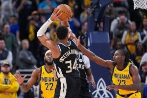  键盘侠|字母哥绝杀庆祝被罚款没跑 这一刻乔丹&科比&司机附体