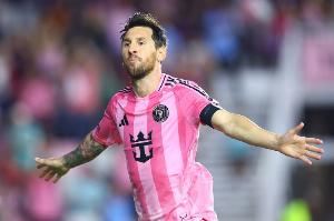  阿迪CEO：我们会陪梅西直到最后一刻，耐克赞助德国队？我们不慌