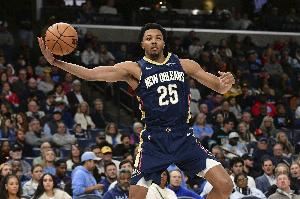  你得站出来！墨菲半场11中6&三分7中4砍16分2助 次节独揽13分