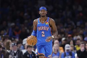  王猛：雷霆太可怕了 三四分钟就把快船打花了 能这么防竟还能得分