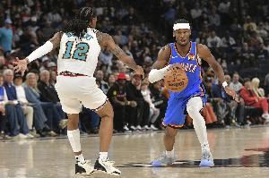 对比差距不小！半场灰熊三分24中11&命中率45.8% 雷霆仅26中5