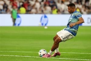  记者：姆巴佩无需进行任何检查，将随皇马备战埃尔切