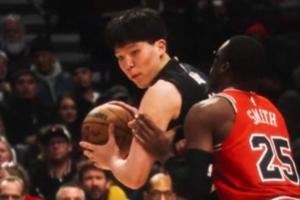 目光坚毅！对抗有力！开拓者官方晒杨瀚森背打慢动作技术细节🔥